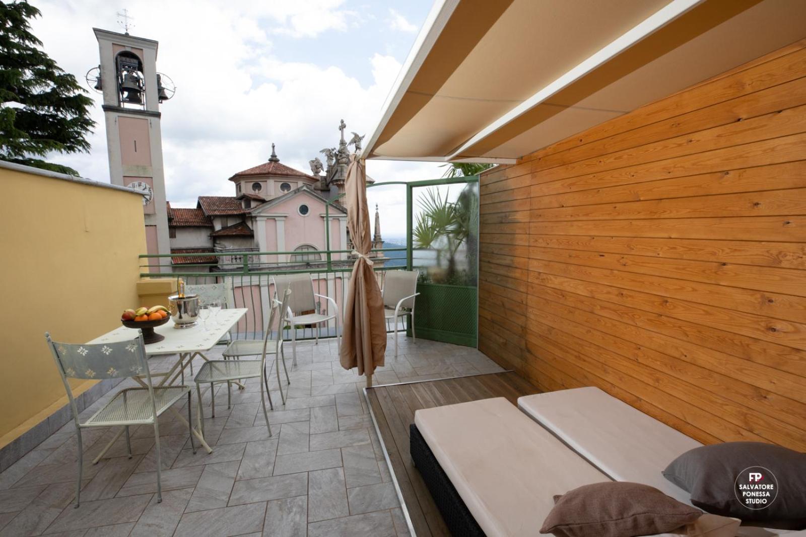 Hotel Vista Lago Brunate Extérieur photo