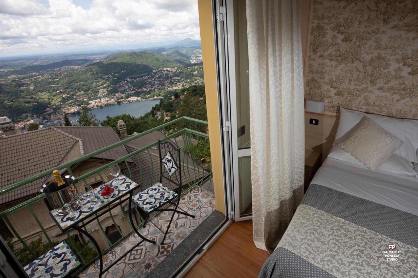 Hotel Vista Lago Brunate Extérieur photo