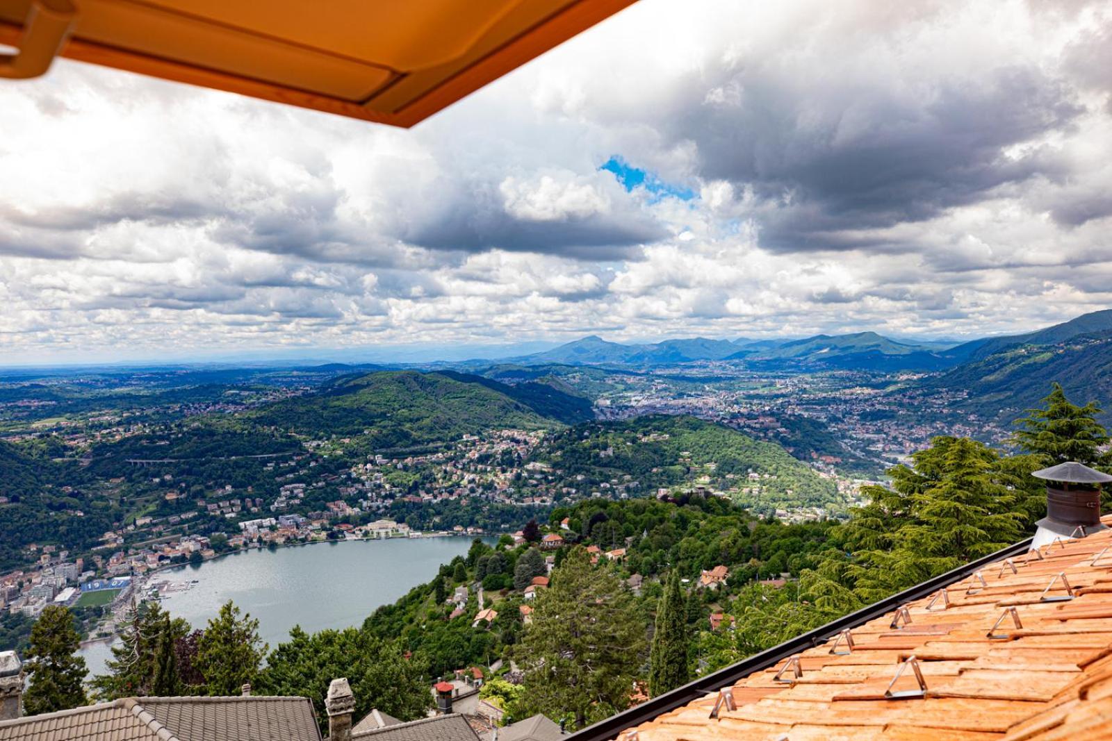 Hotel Vista Lago Brunate Extérieur photo